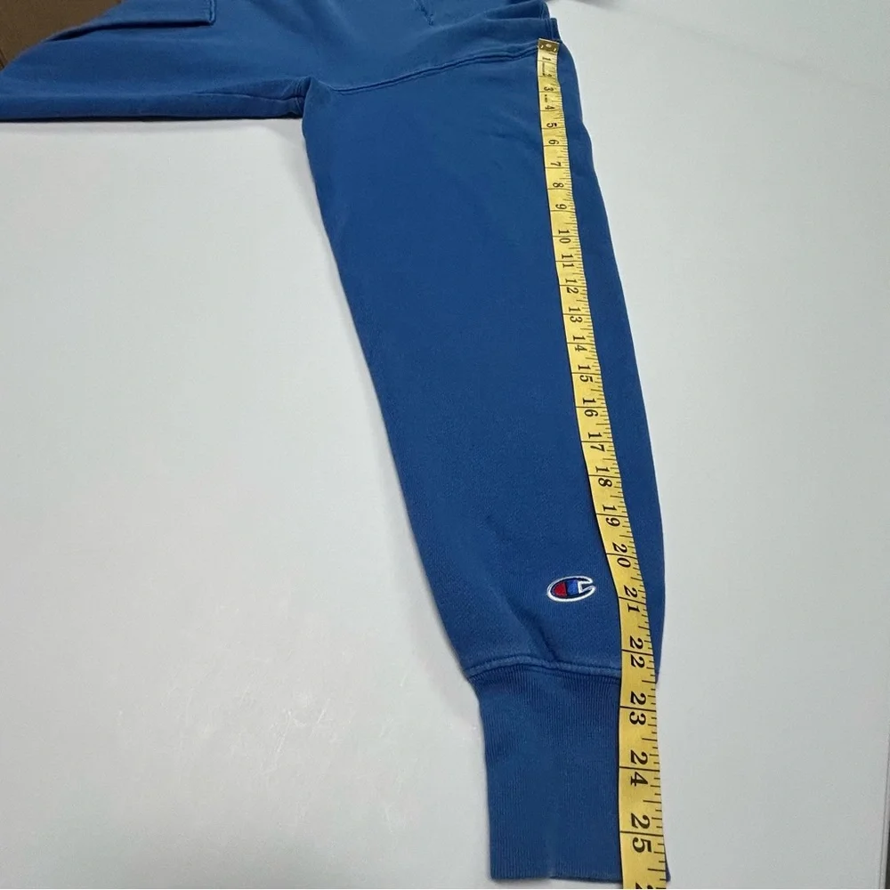 Champion Hoodie Sweatshirt Size S‎ Pull Over Embroidered Logos Pockets Casual